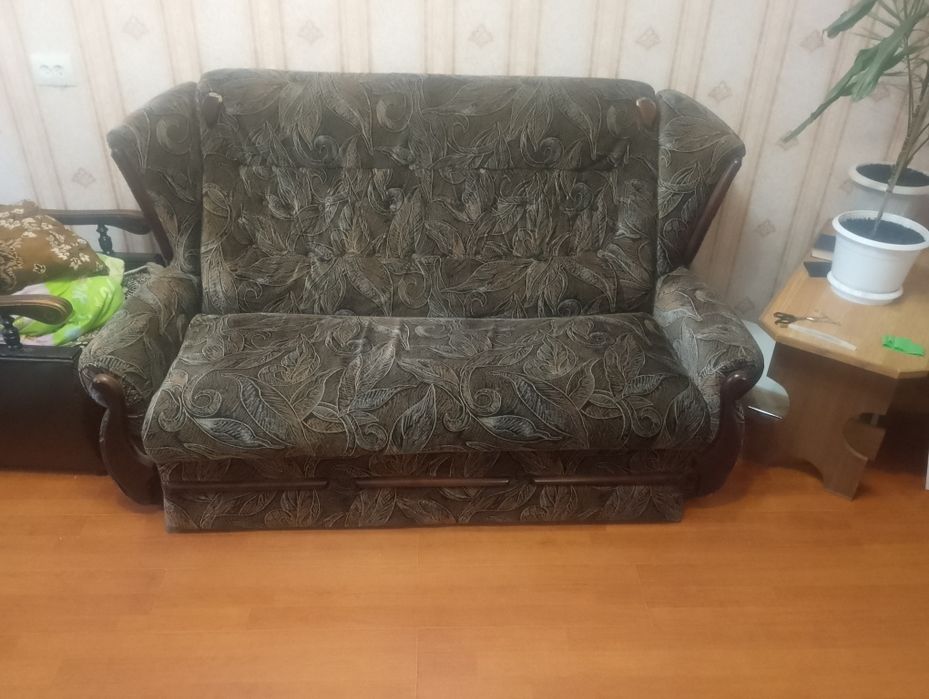 Диван у відмінному стані!!