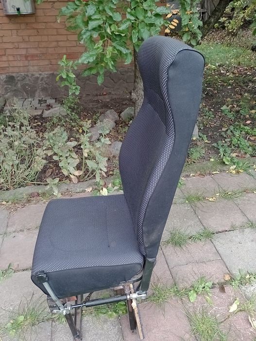 Продам автомобільні сідушки