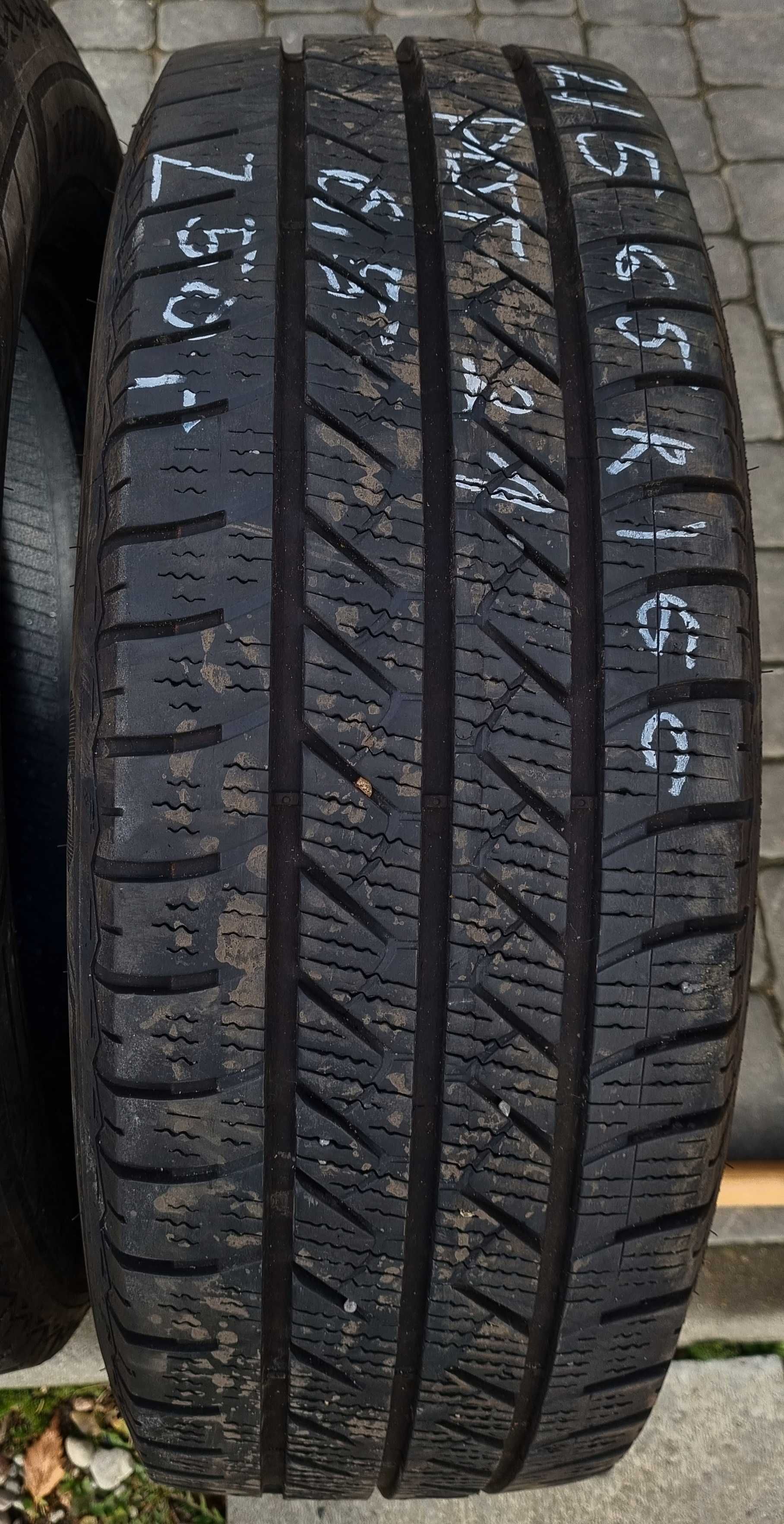 215/65R16C Goodyear Vector 4 Seasons Cargo Wielosezonowa