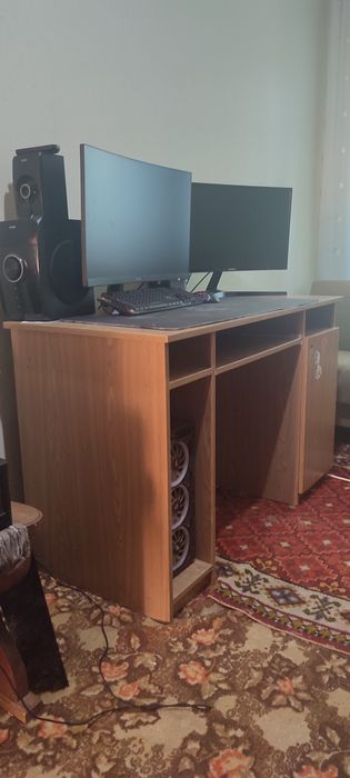 Стіл комп'ютерний габарити 120×55