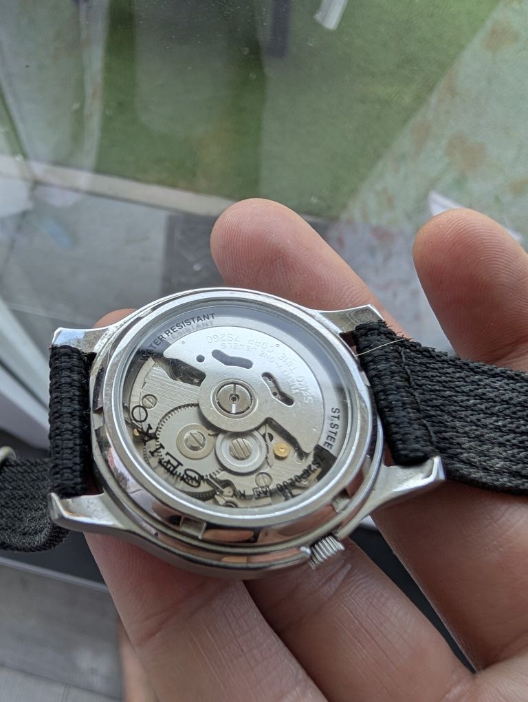 SEIKO-SNKN33K1 AUTOMAT 30m 21 kamieni - stan idealny