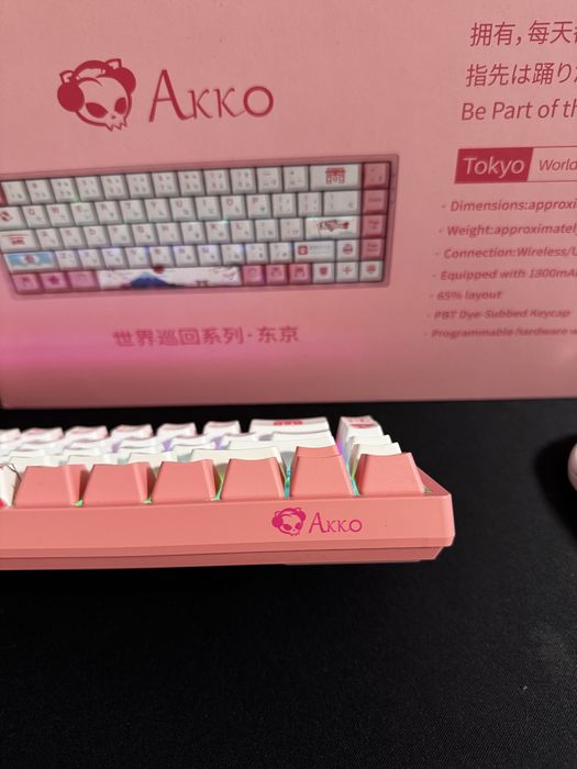 Ігрова клавіатура Akko 3068 v2 world tour tokyo