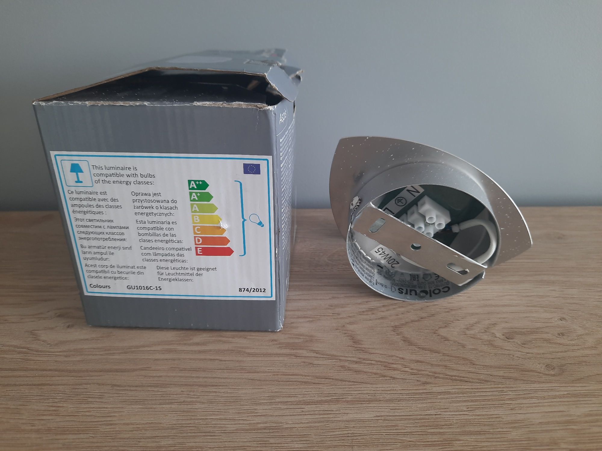 Lampa halogenowa kinkiet