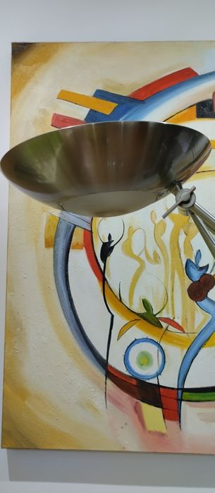 Candeeiro de pé em razoável estado