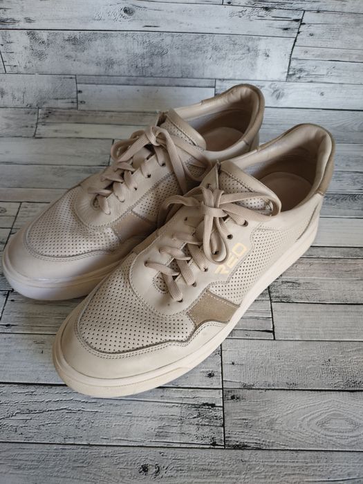 Женские кроссовки Braska