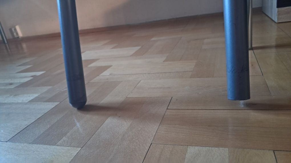 SVARTA łóżko ikea z biurkiem