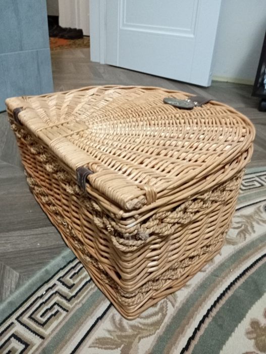 Кошик корзина для пікніка