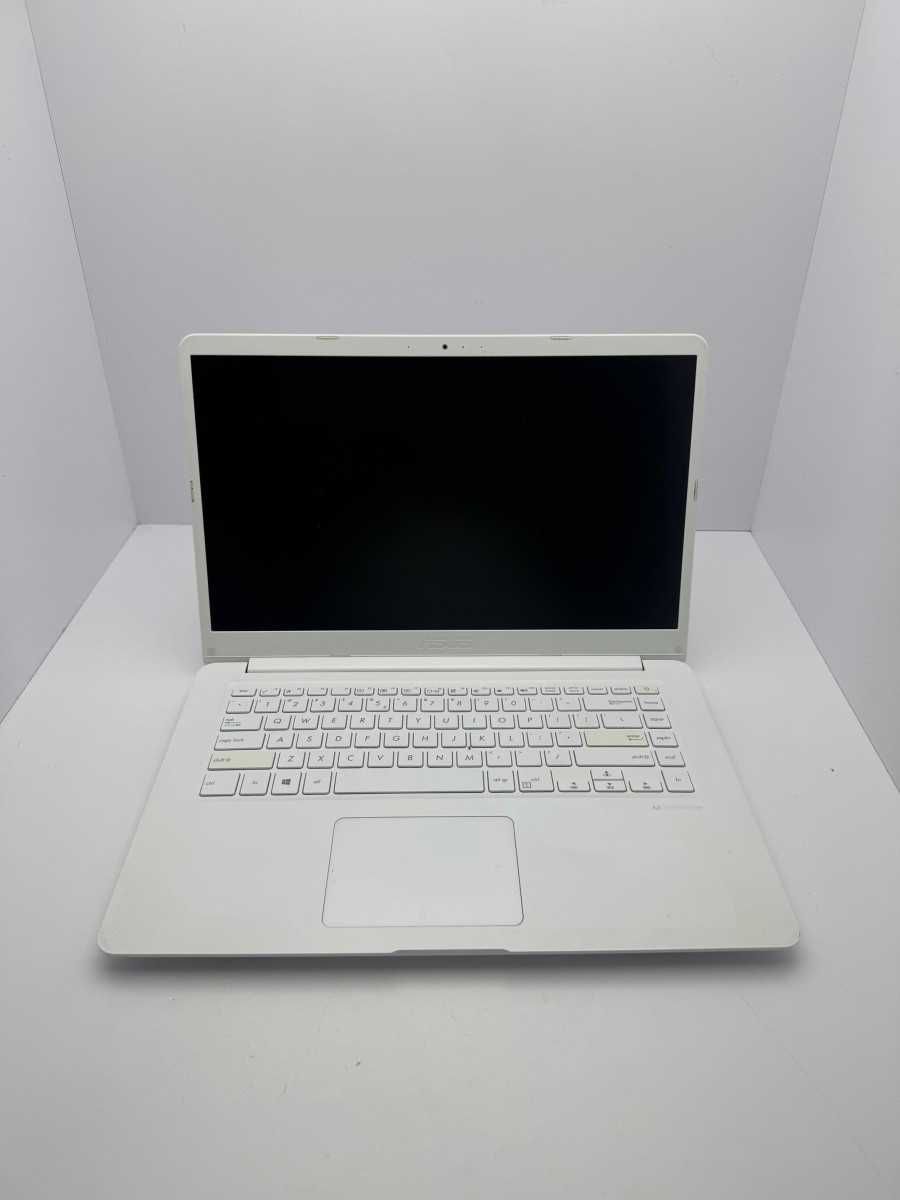 Laptop ASUS Vivobook S15 X510UF I-5 8/256GB Windows 10