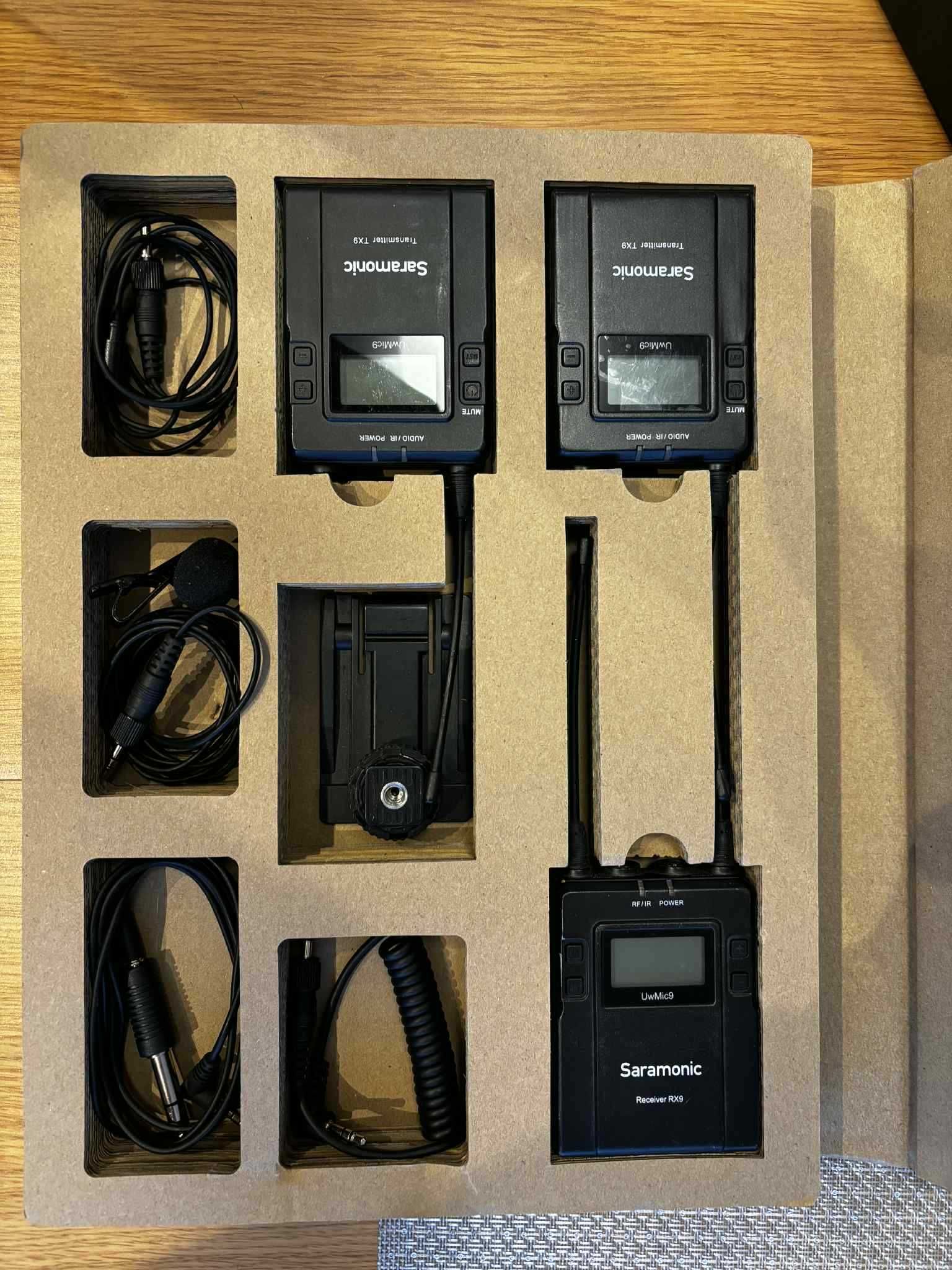 Mikrofony bezprzewodowe Saramonic UwMic9 Kit 2 (RX9+TX9+TX9)mikroporty