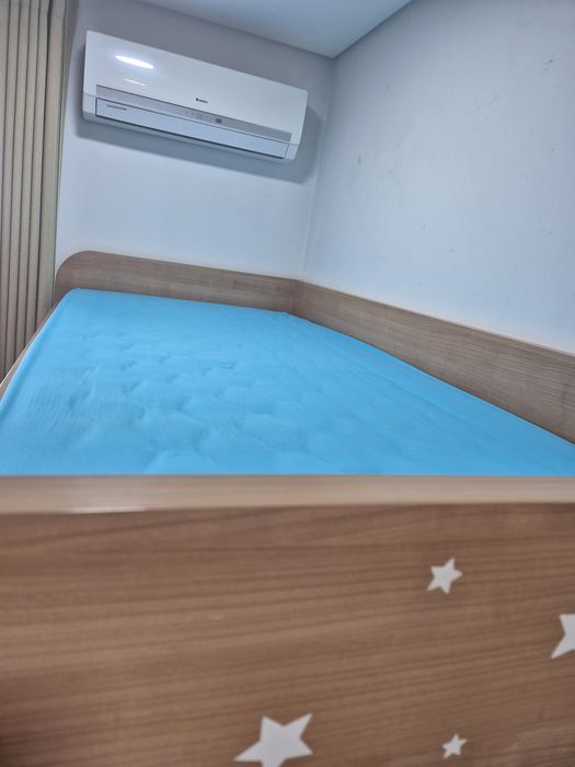 Cama beliche 1,90x90 com colchões