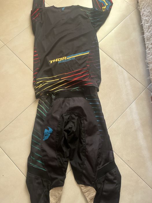Equipamento de motocross Thor para criança
