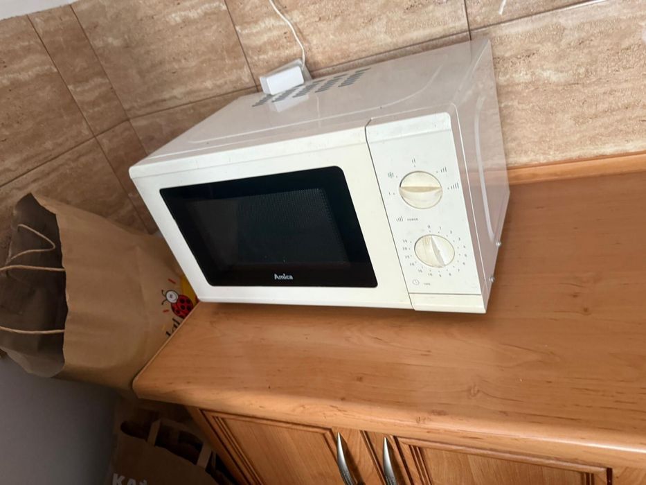 Zestaw 2 mikrofali