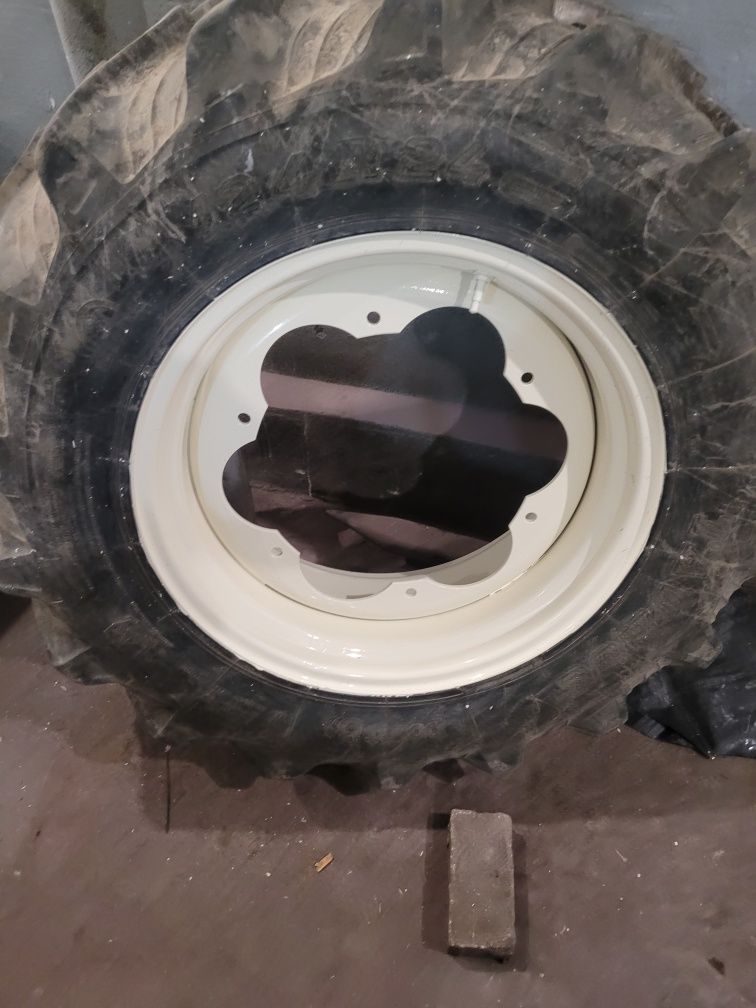 Koła 12.4 r24 ursus zetor