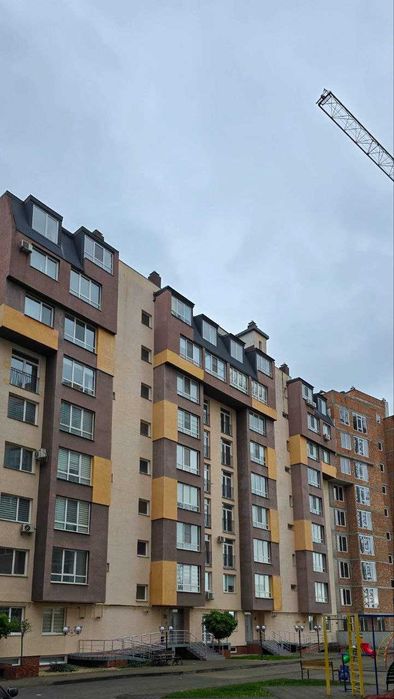 Продається Пентхаус 186 м² з ремонтом і терасою Чернівці, ЖК Роднічок