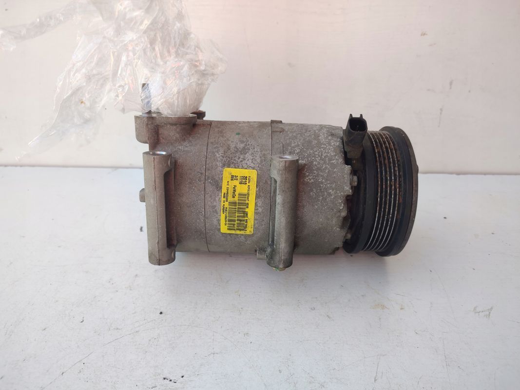 Sprężarka klimatyzacji FORD GRAND C-MAX II 1.6ECOBOOST AV61-19D629-CA