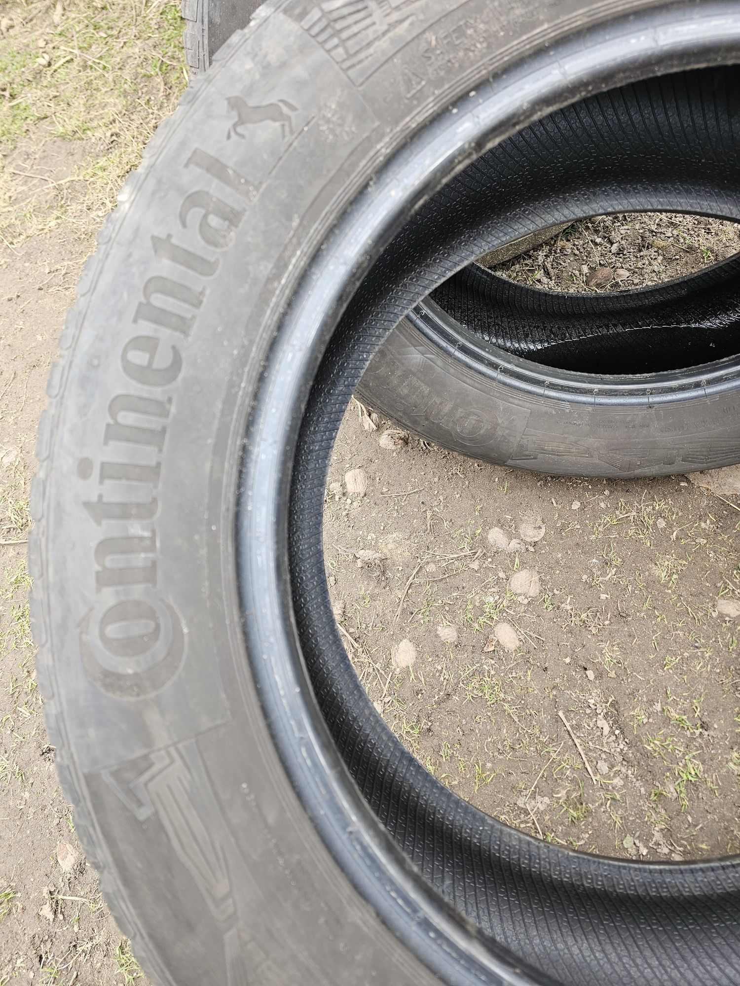 Opony wielosezonowe Continental 235/55R18 100V