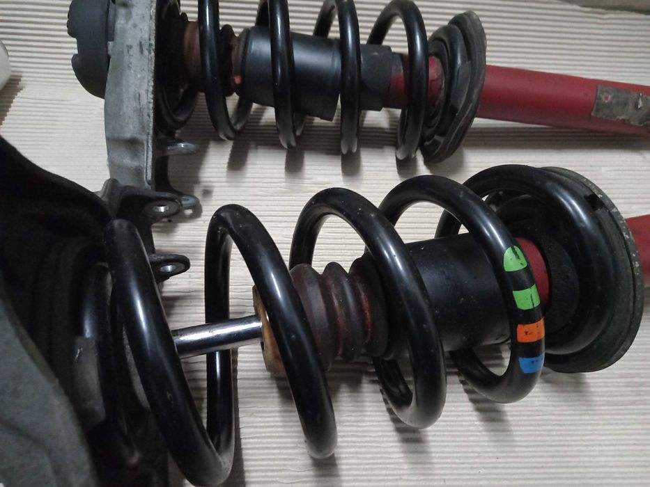 Amortyzatory sprężyny przód Audi A4 B6 2.0 ALT