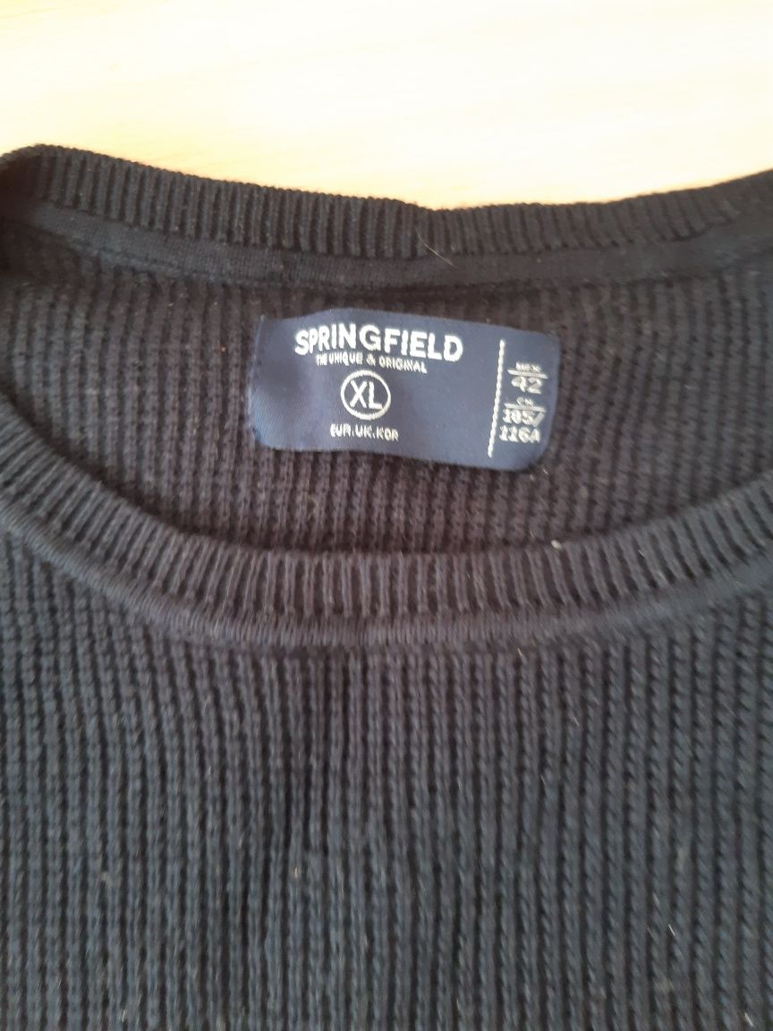 Camisola da marca Springfield em estado novo. Vendo ou troco.