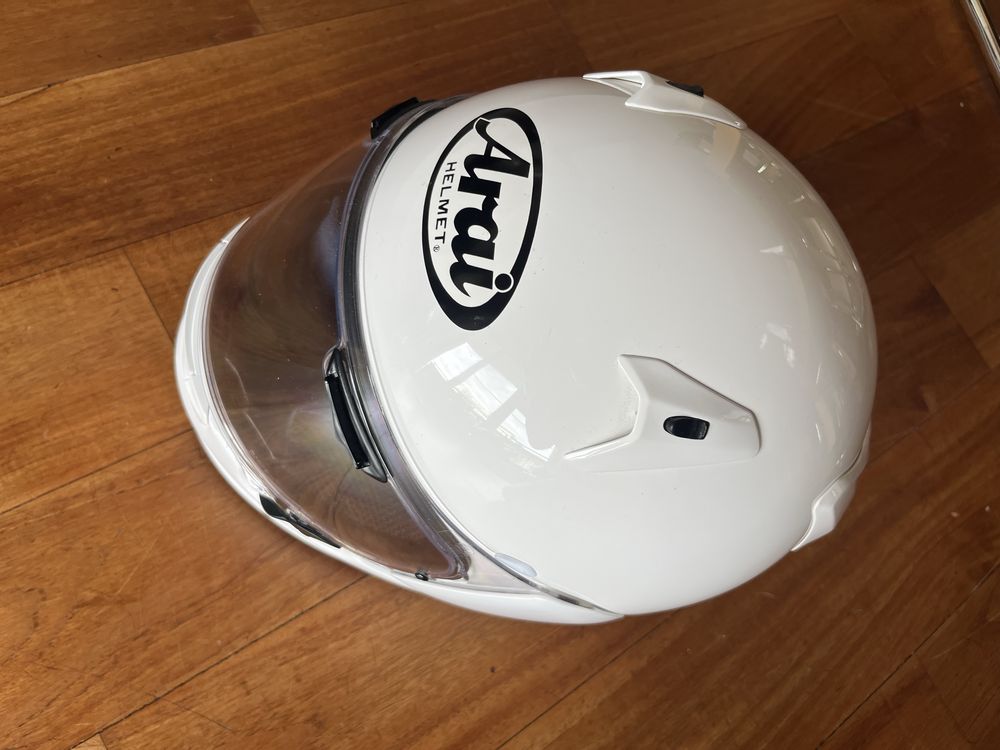 Arai Profile-V Kask