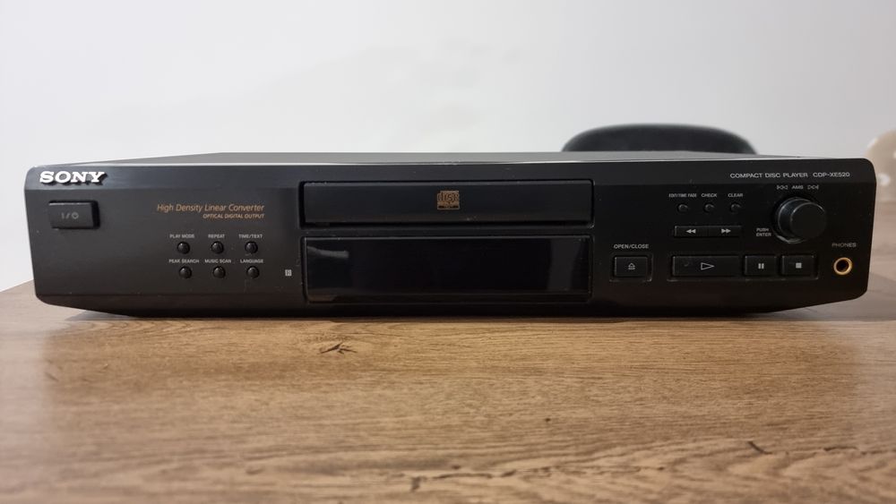 Odtwarzaxz CD Sony CDP-XE520