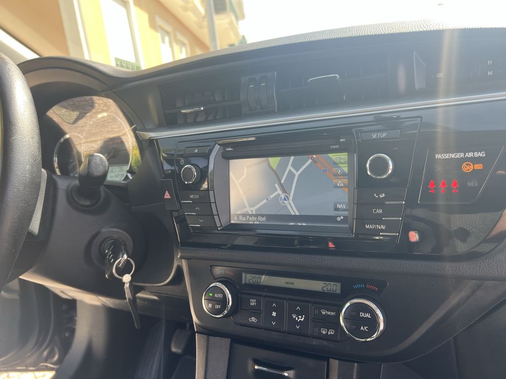 Toyota Corolla 1.4 (DIESEL) apenas 120000kms (1 dono)