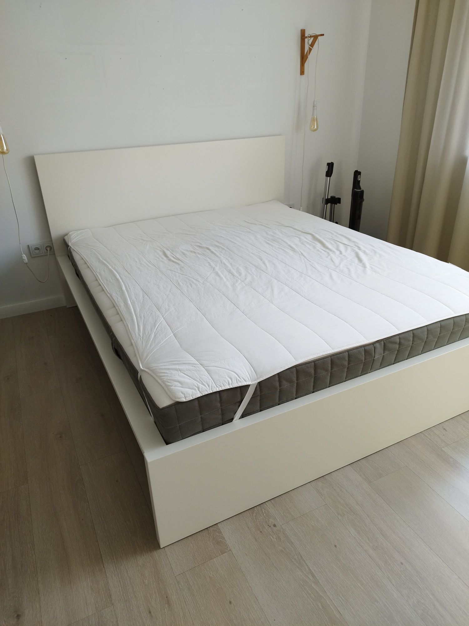 Łóżko IKEA Malm 160cm białe