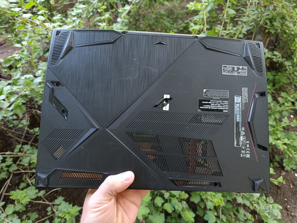 144Гц, Ігровий ноутбук MSI (i5 9300H/16/512/GTX 1050 Ti 4gb)