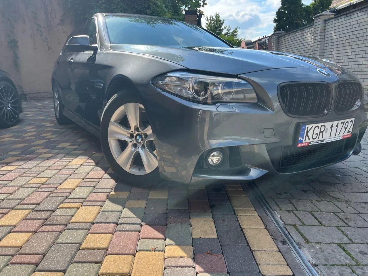BMW Seria 5 BMW 530xd f11 lift super stan szwajcaria oryginalny przebieg xdrive