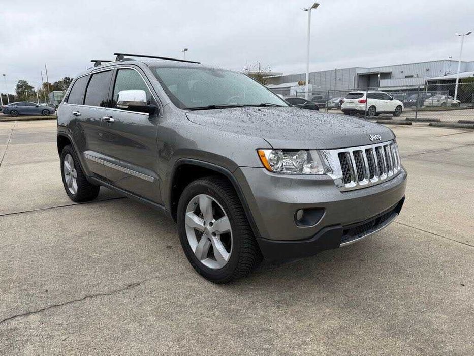 Jeep Grand Cherokee Overland      2013
