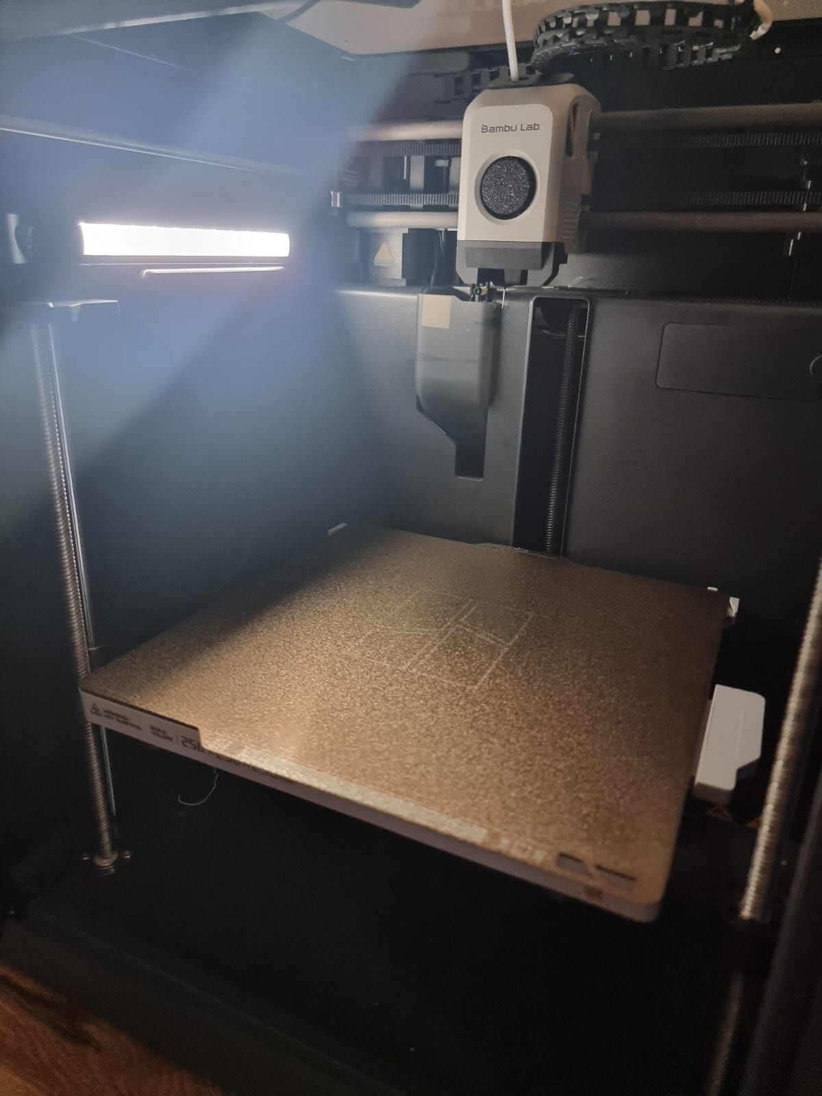 Bambu Lab P1S Drukarka 3D + gratisy i suszarką do filamentu