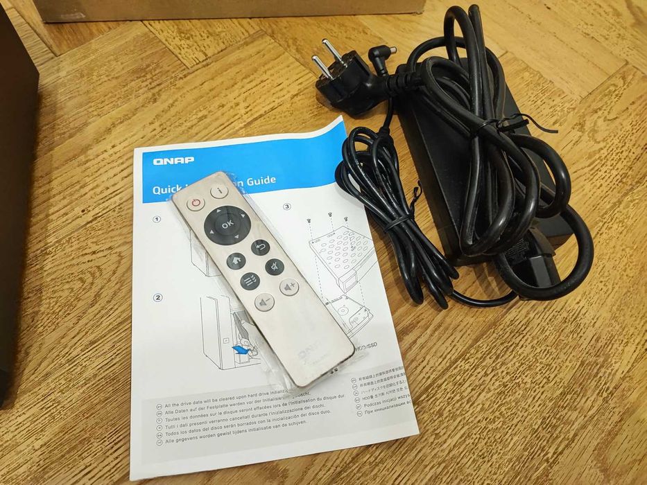 Serwer plików QNAP TS-453A, NAS, Intel CPU, 16GB RAM, 4x3TB WD, Pilot