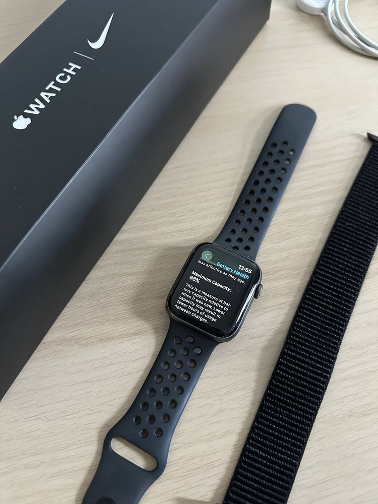 Apple watch serie 5 44mm GPS + Cellular