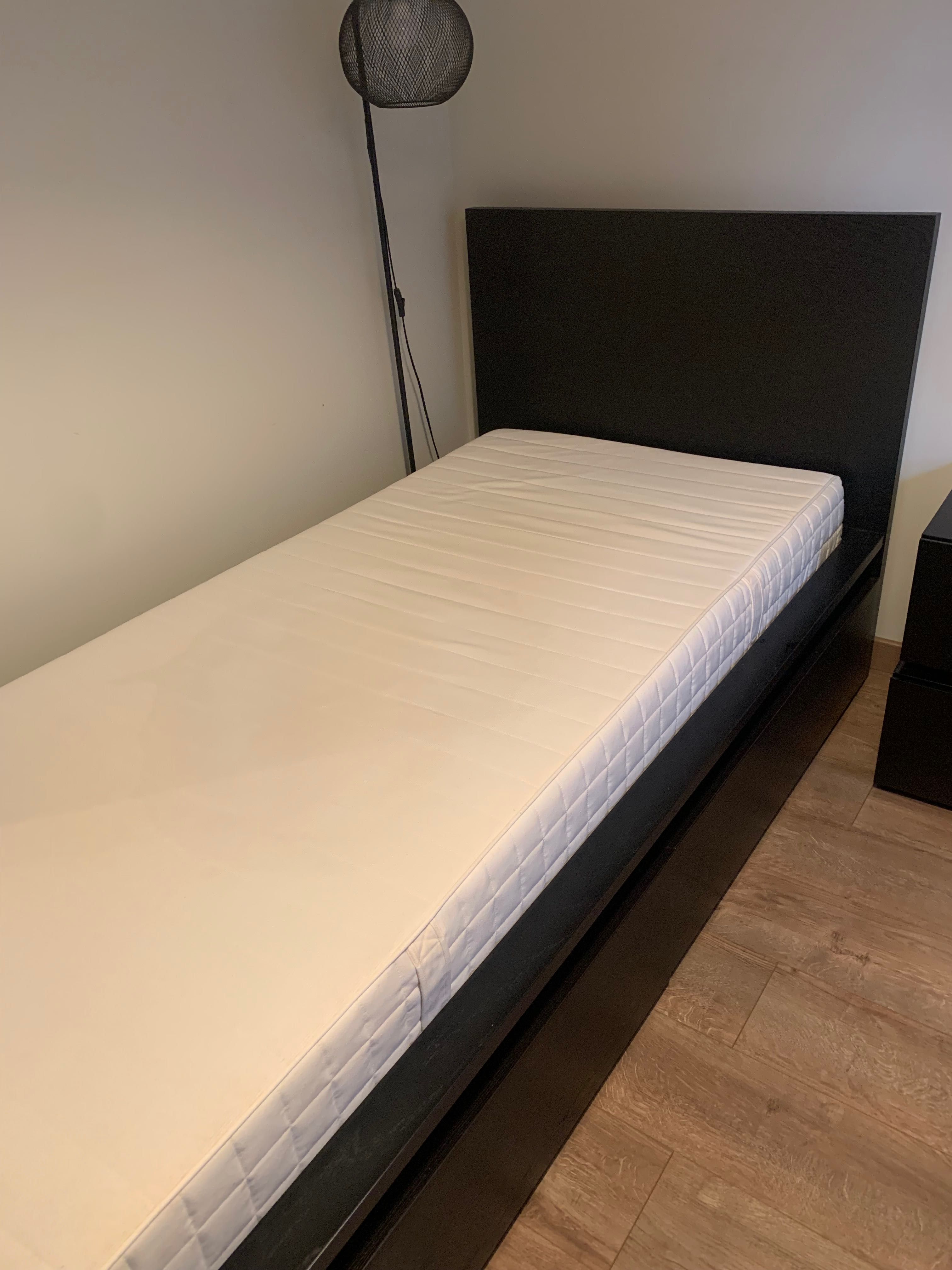 Cama IKEA + colchão + estrado + arrumação