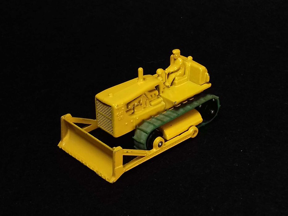 Matchbox 8 - Caterpillar Bulldozer 1960´s - a Moko Lesney product