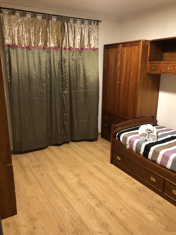 Quarto para Alugar em apartamento partilhado em T4