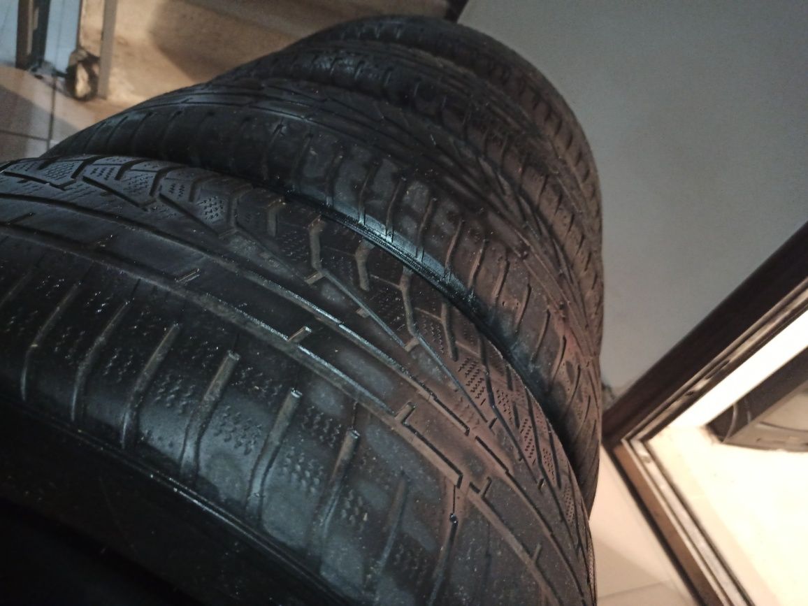 Продам шини 235/65/17 hankook winter i*cept evo2