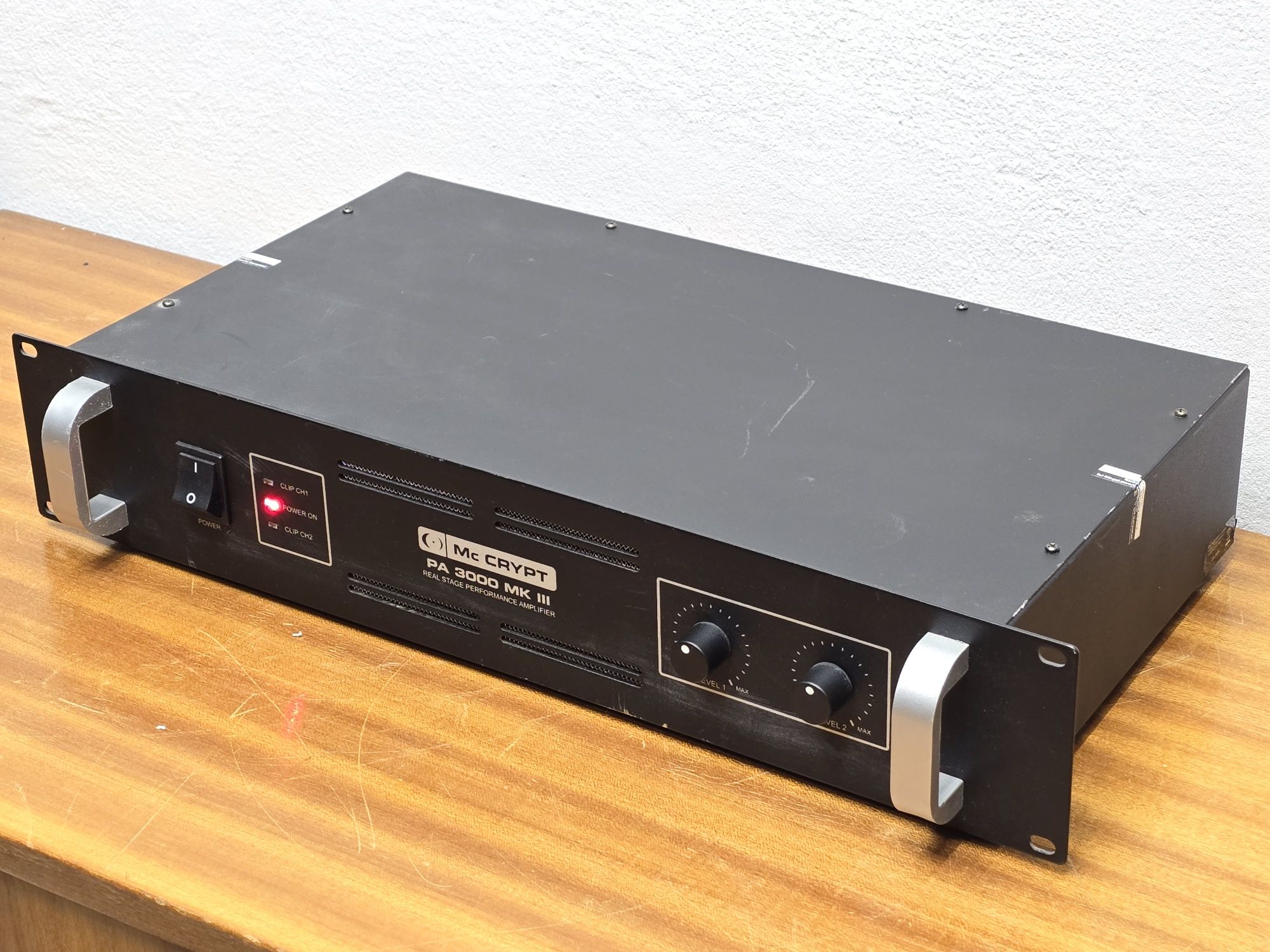 Końcówka mocy SOLIDNA MC CRYPT PA 3000 mk ii w,macniacz