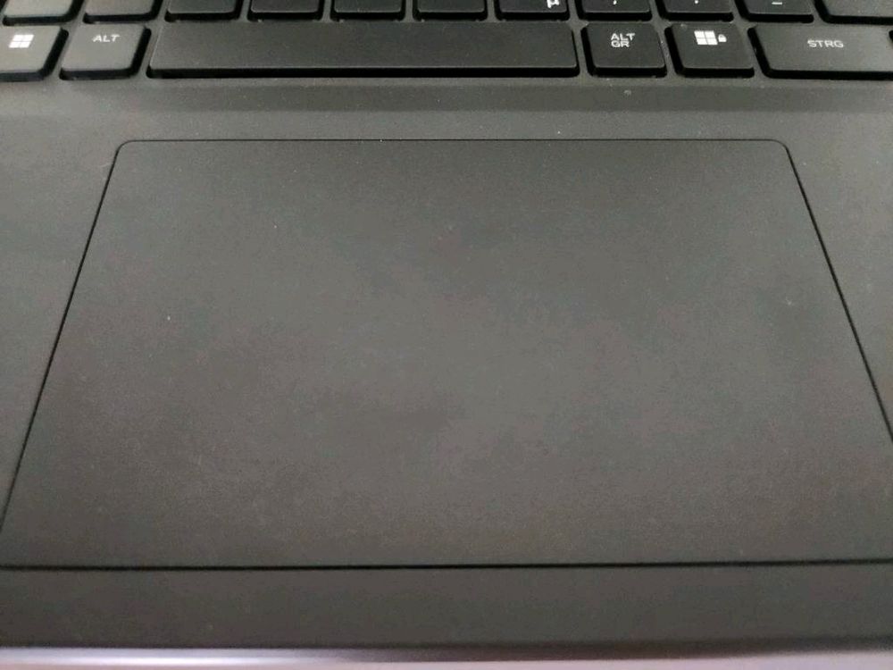 Alienware M18 R2