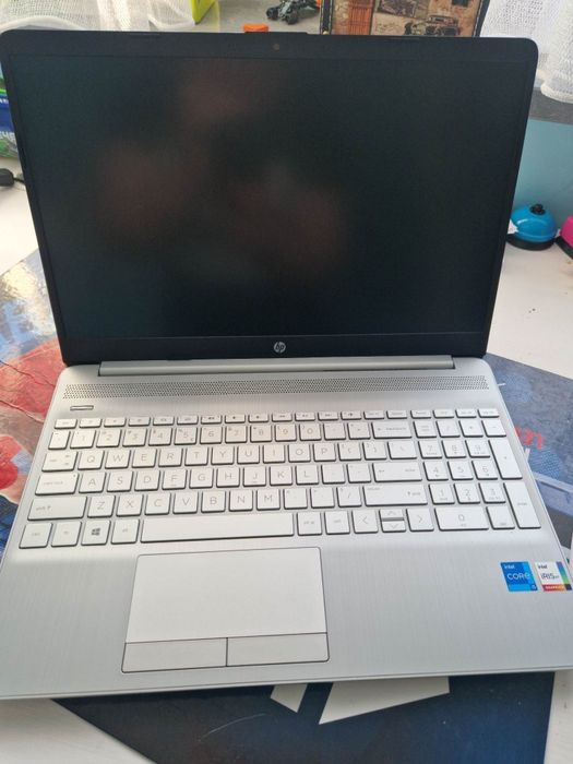 Laptop HP 15-dw3001nw 15.6