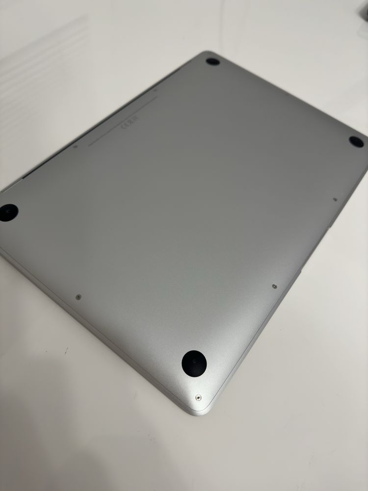 Apple MacBook Air M1 13,3” 16GB RAM 256GB SSD Srebrny