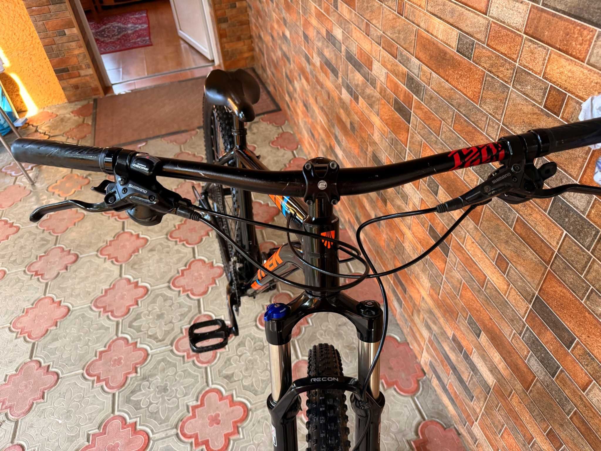 Велосипед TREK X-Caliber 8 29"L" Shimano DEORE, ROCK SHOX Germany