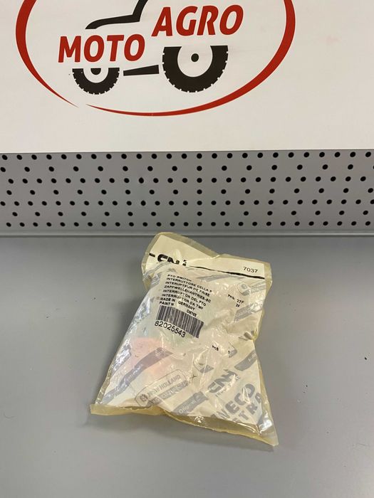 Włącznik wałka WOM Case, New Holland, Steyr 8202.5543 ORYGINAŁ CNH