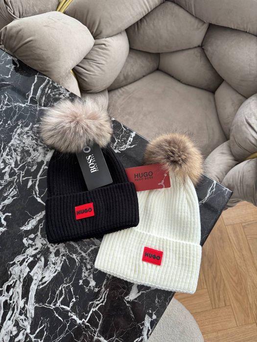 Шапки зимові Moncler
