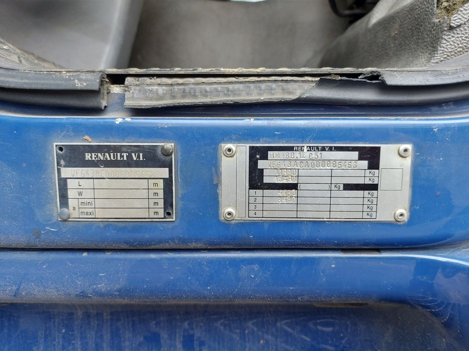 RENAULT MIDLUM 12 toneladas