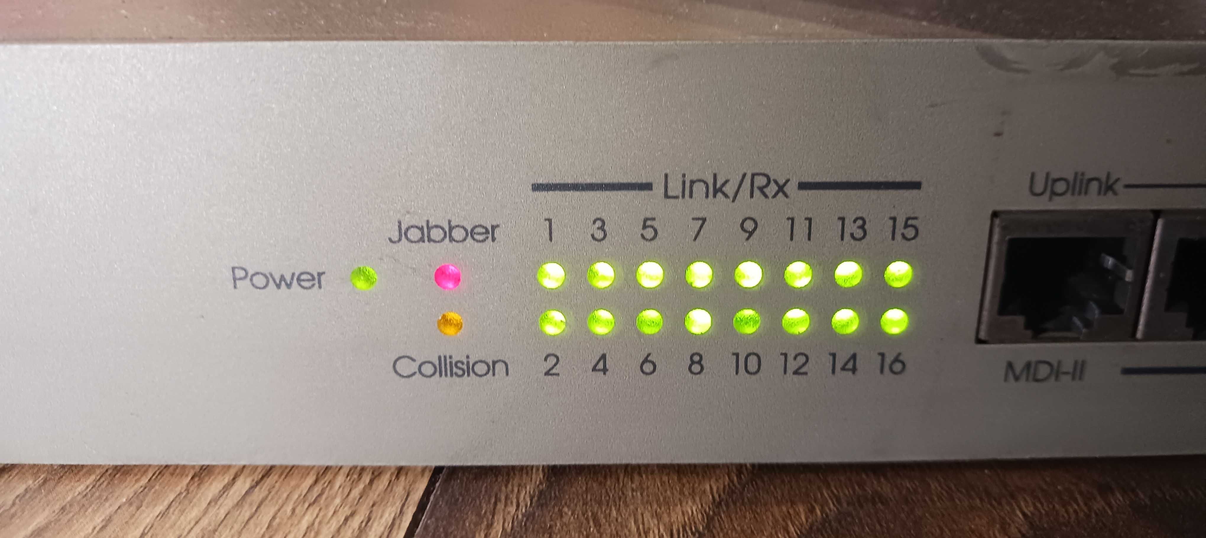 Micronet EtherFast SP260 10BASE-T EtherHub 16x switch