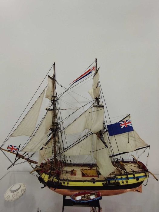 Modelo do HMS Suplly - modelismo