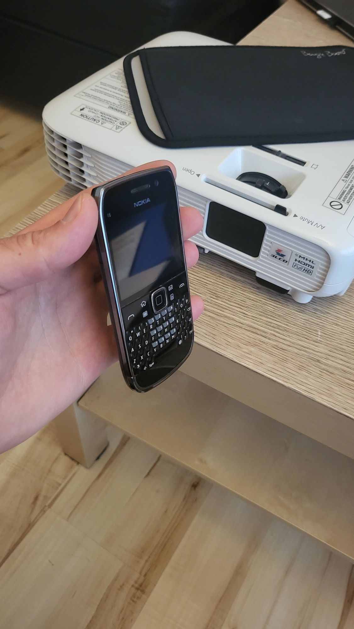 Nokia E6 Smartfon Biznesowy komplet sirocco idealna qwerty metalowa