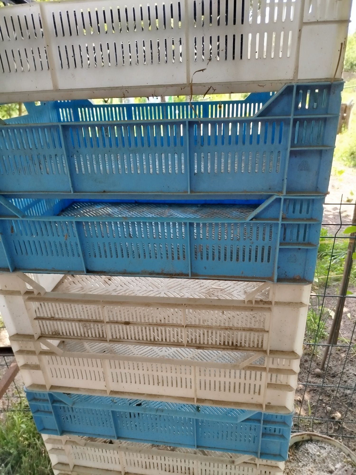 Продам бу ящики .