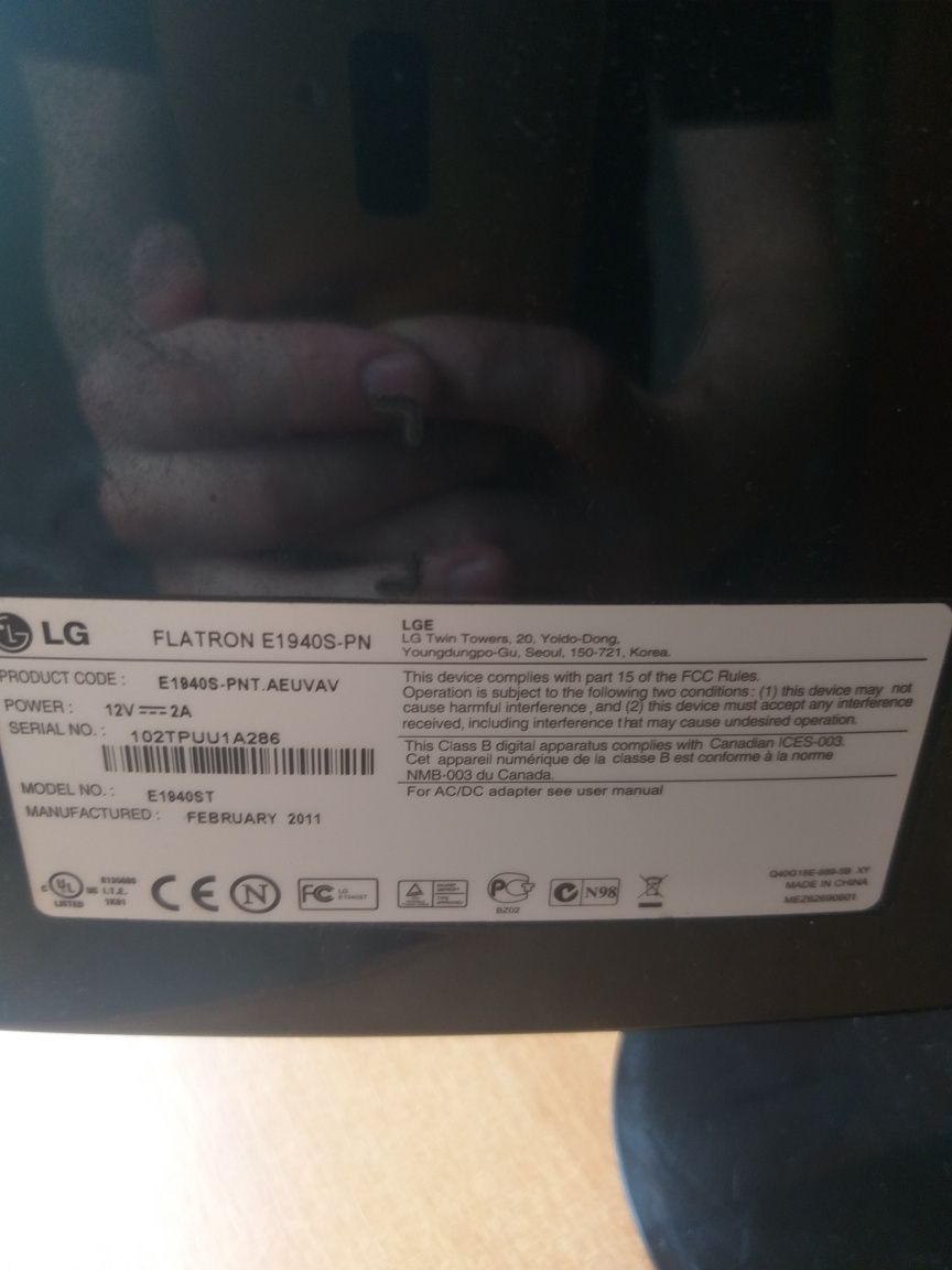 Monitor LG Flatron E1940 18.5cala VGA Sprawny