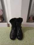 Vendo Botas de Senhora muito bonitas como novas